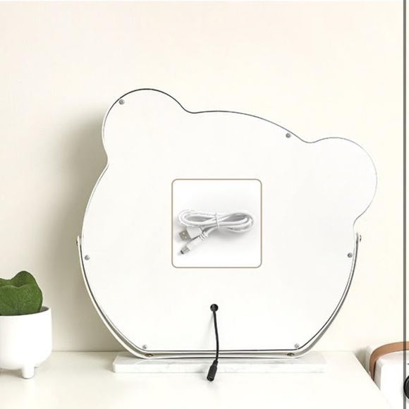 Vanity Mirror W Lights Bear Shape Hollywood Mirror NWT - Picture 8 of 9